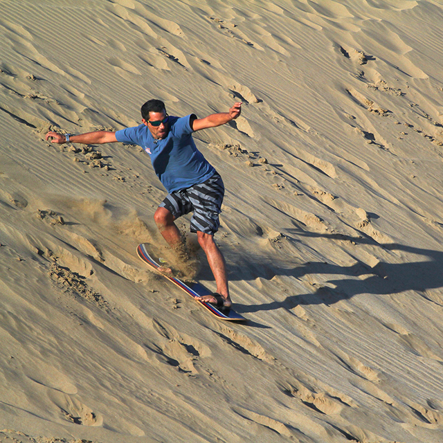 Imagen de nota: Sandboard al filo de las dunas