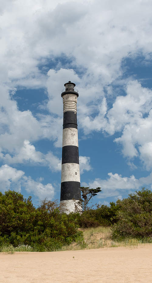 FAROS ICÓNICOS DE LA COSTA BONAERENSE