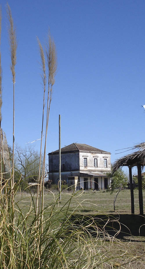 COMIDAS Y AMOR EN LOS PUEBLOS TURÍSTICOS