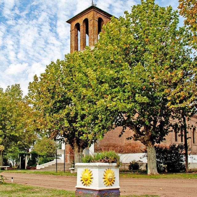 UNA VUELTA POR BELLOCQ