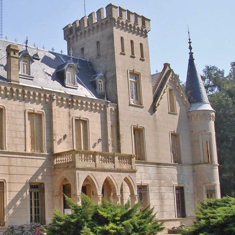 De Leyendas y Castillos