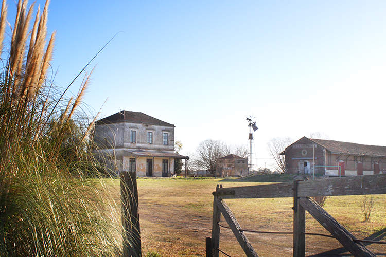 Azcuénaga Pueblo Turístico